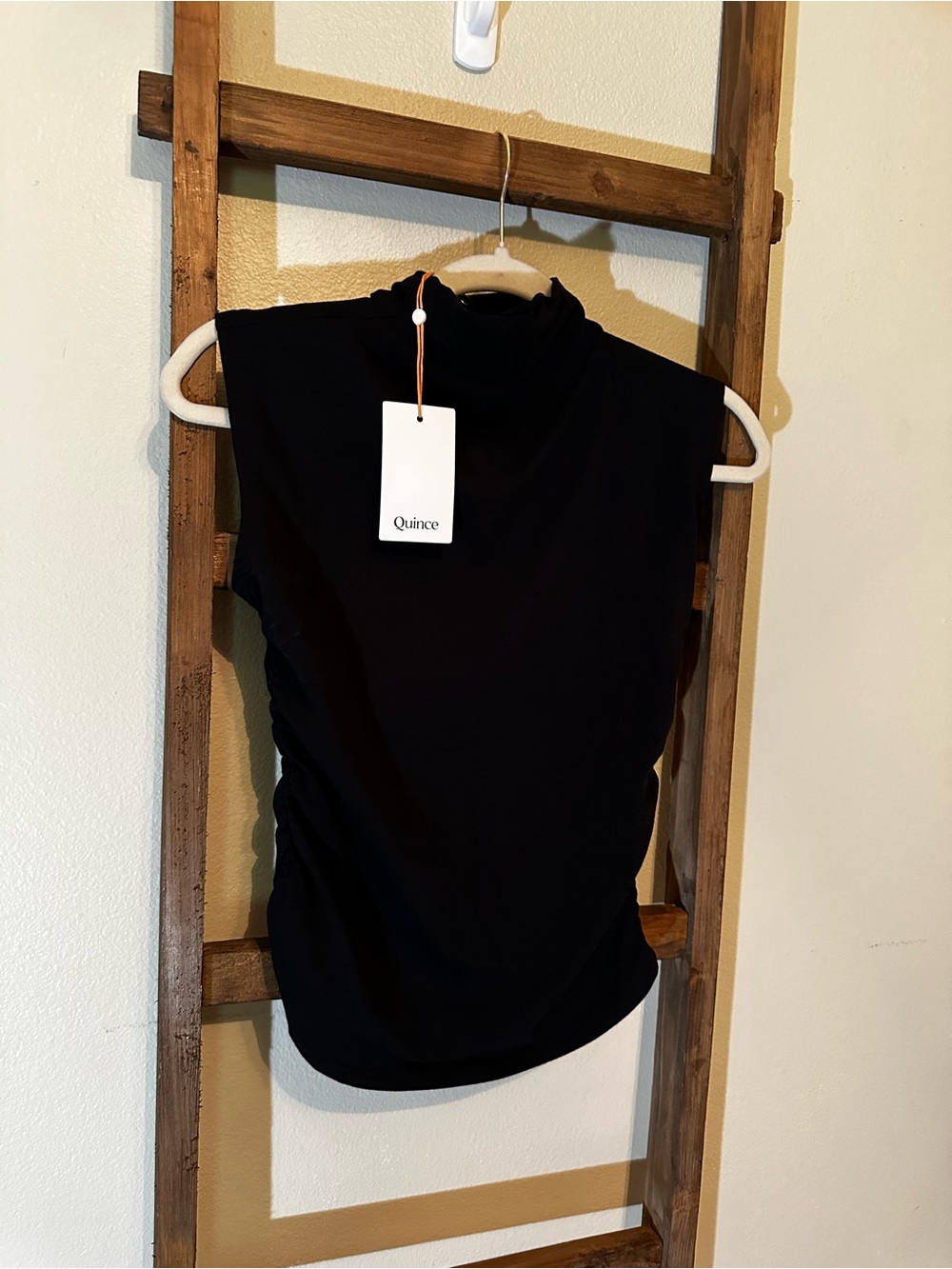 Stretch Cotton Jersey
Sleeveless Mock Neck
Top